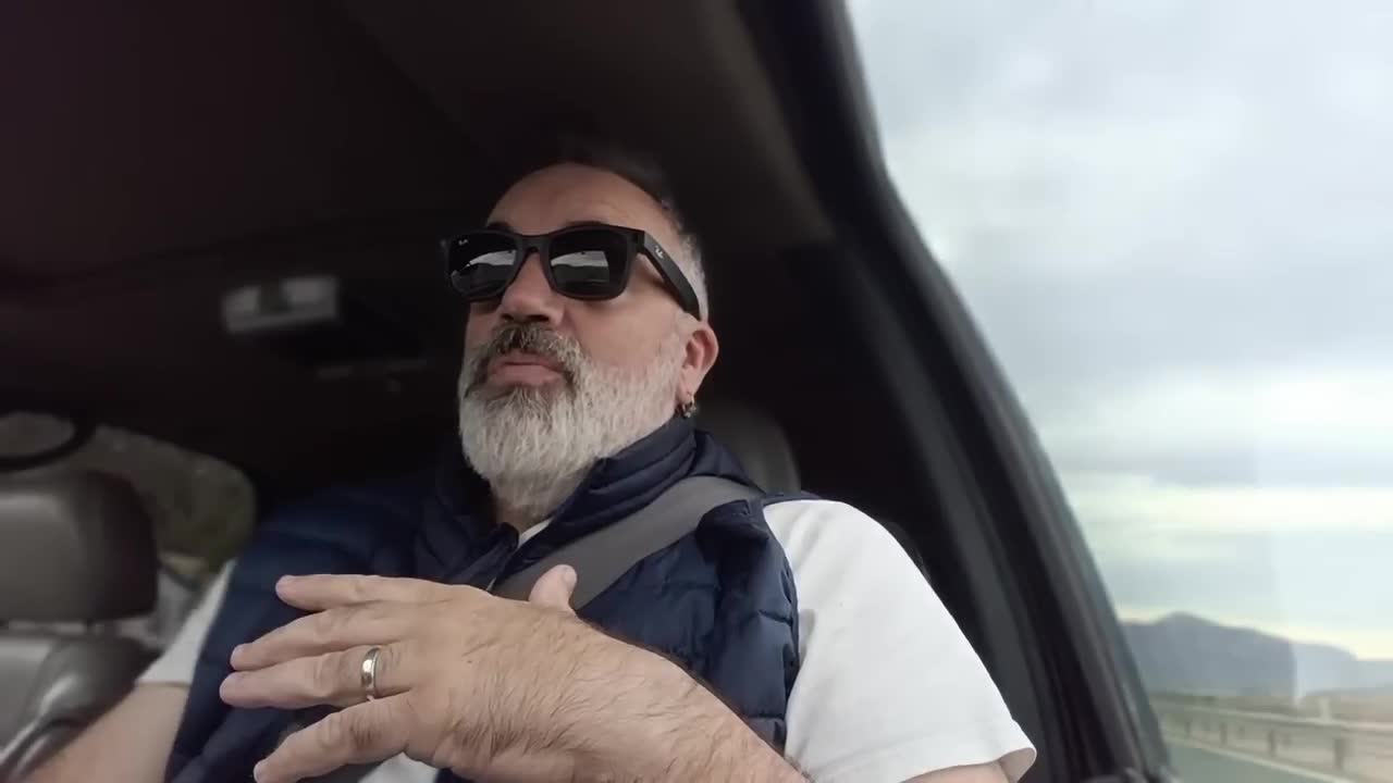 Ir a pedir cosas a Génova 13